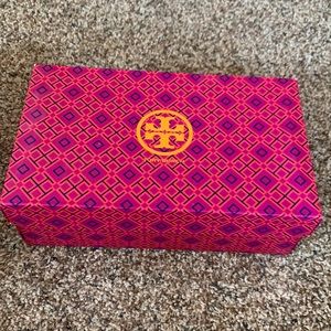 Tory Burch shoe box